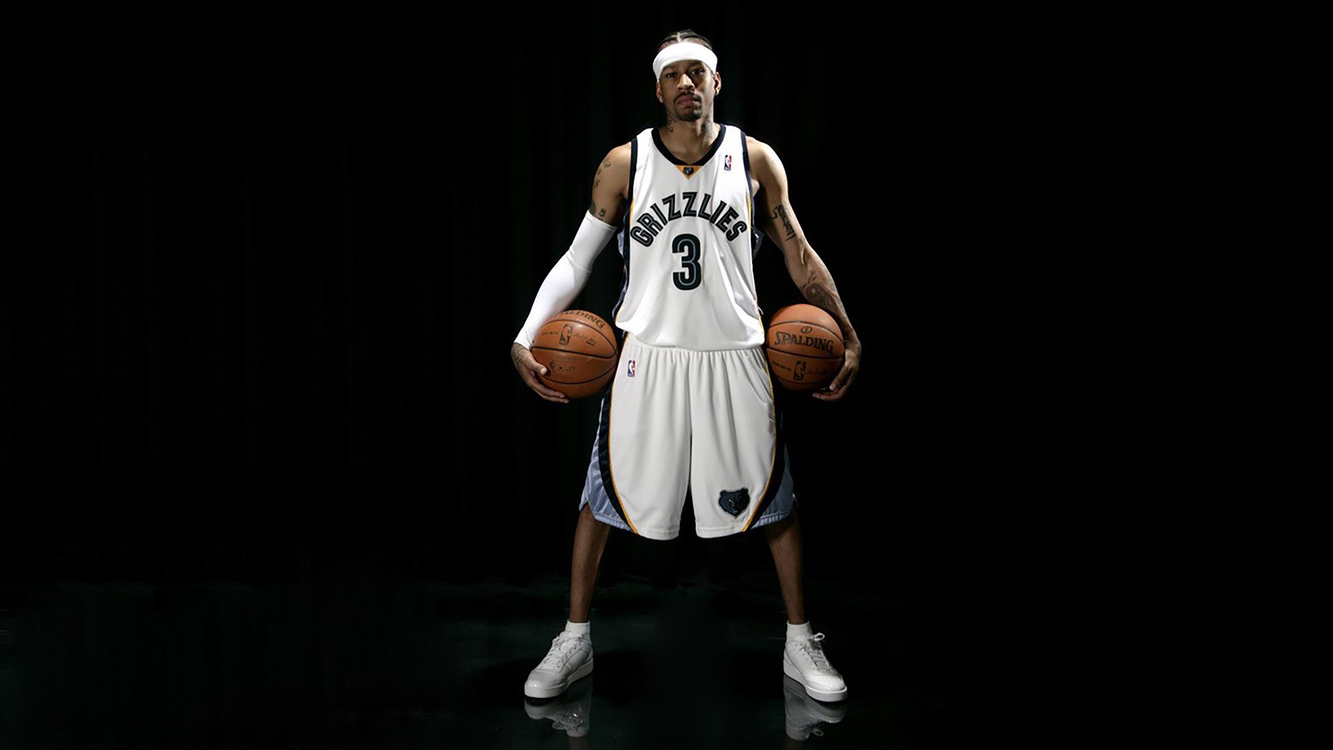 AIYOUXI.COM-乔治谈战术多样性对季后赛走得更远有帮助，乔治的防守有多好